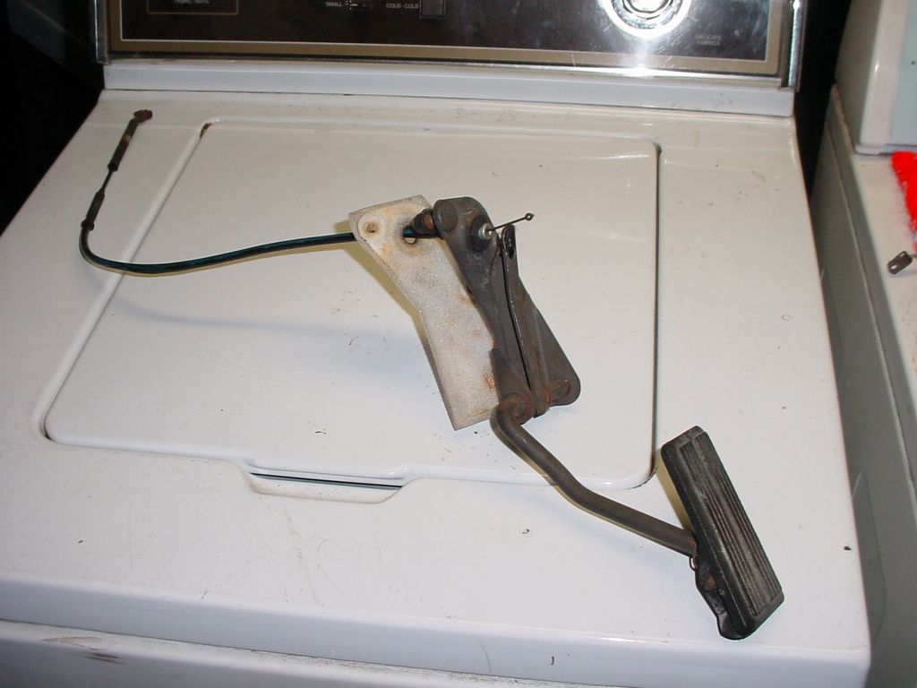 [SOLD] complete abody gas accelerator throttle pedal cable assembly